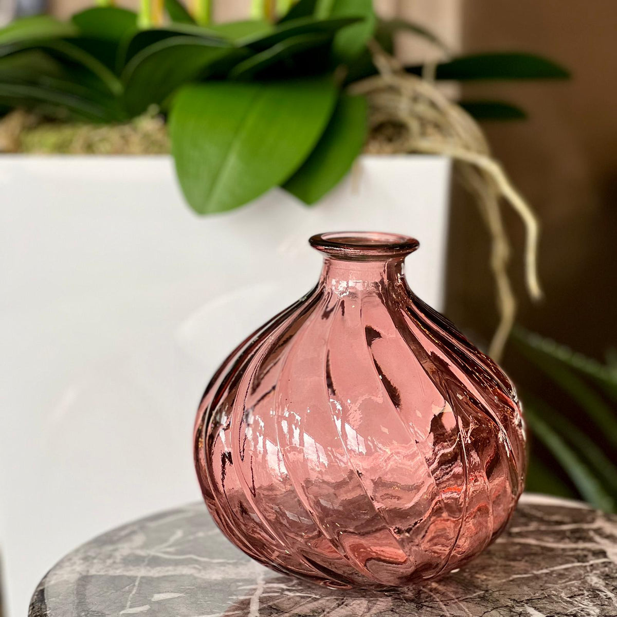 17cm Pink Spiral Vase – Azzoro Living